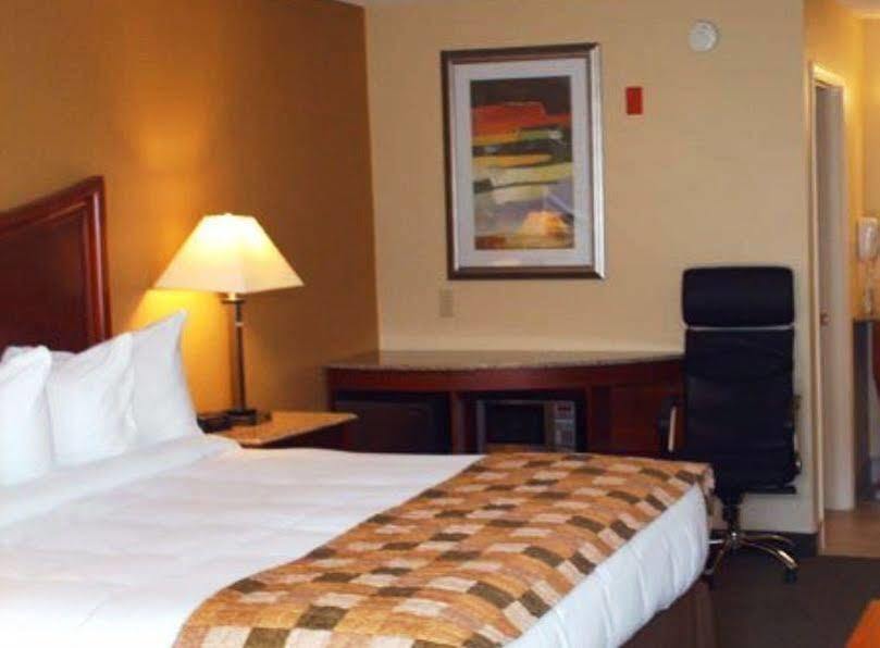Atkinson Inn & Suites ランバートン エクステリア 写真